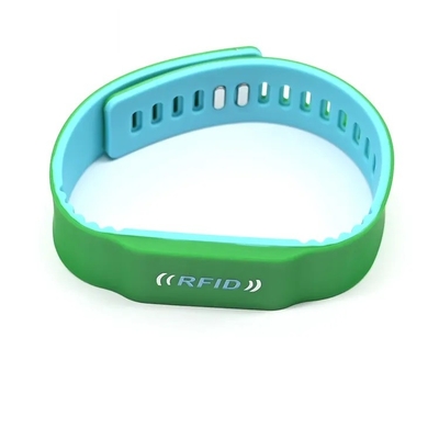 acheter Centre de remise en forme Bracelets NFC personnalisés en silicone Bracelet sportif étanche online manufacture