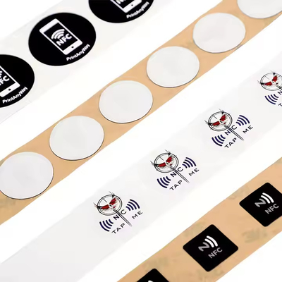 Résistant aux intempéries 13.56MHz PVC RFID Sticker Tag NFC Tag de paiement Protocole ISO14443A