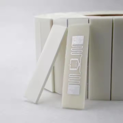 860-960mhz UHF mousse soutenue par dogbone RFID Tags Inlay humide pour le système de chronométrage de course